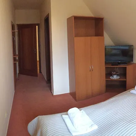Guest house Euroclub Praha Pruhonice