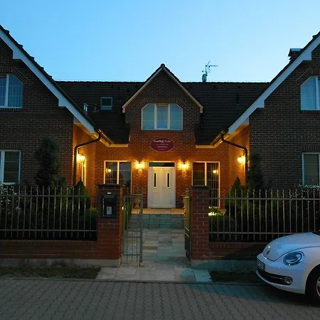 Guest house Euroclub Praha Pruhonice